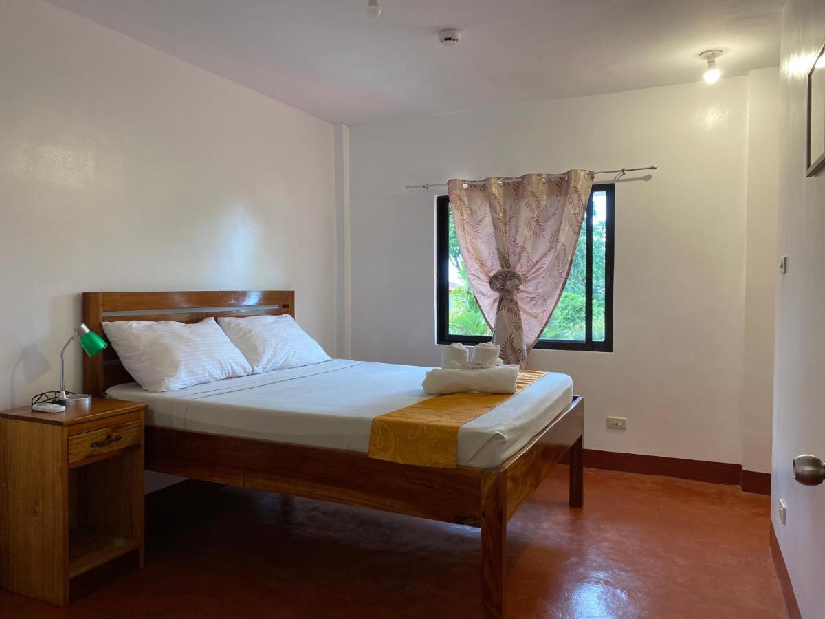 Tongatok Cliff Resort Mambajao Luaran gambar