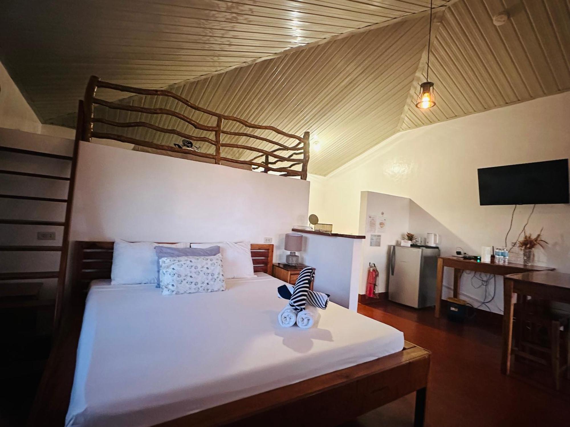 Tongatok Cliff Resort Mambajao Luaran gambar