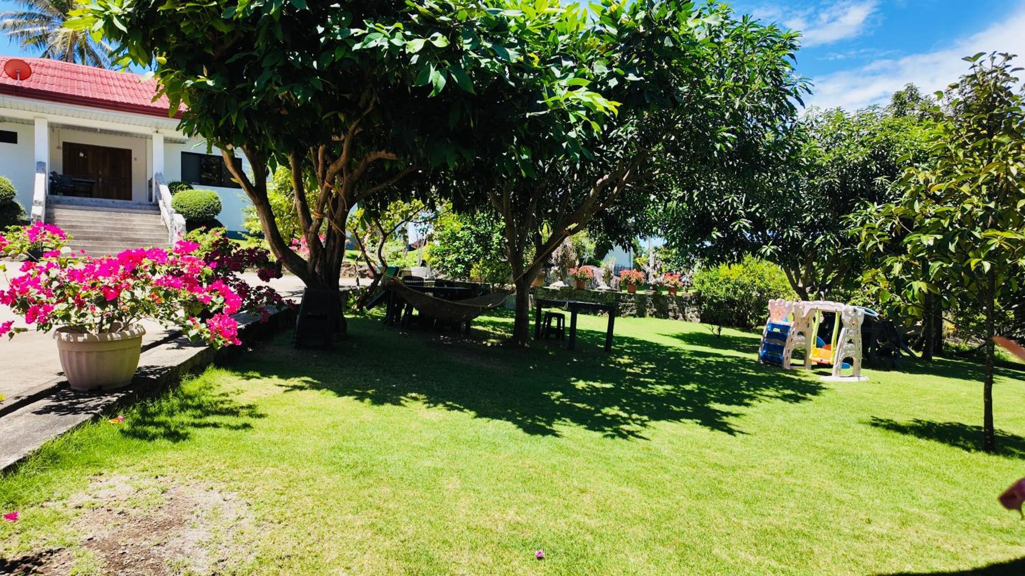 Tongatok Cliff Resort Mambajao Luaran gambar