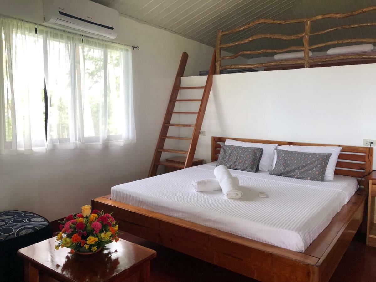 Tongatok Cliff Resort Mambajao Luaran gambar