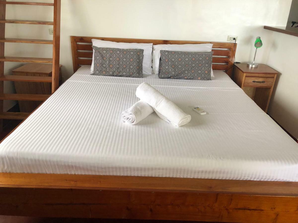 Tongatok Cliff Resort Mambajao Luaran gambar